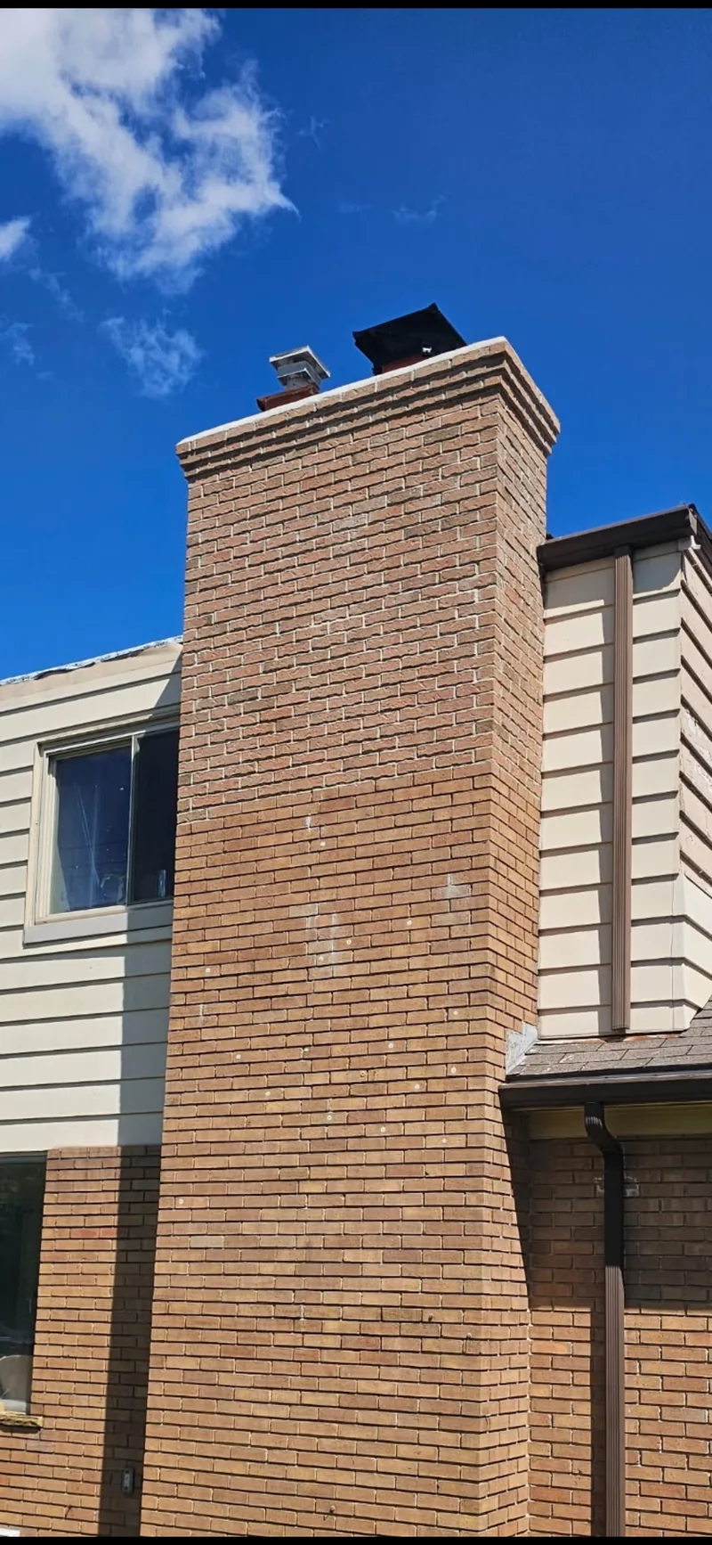 Chimney repair and rebuilding